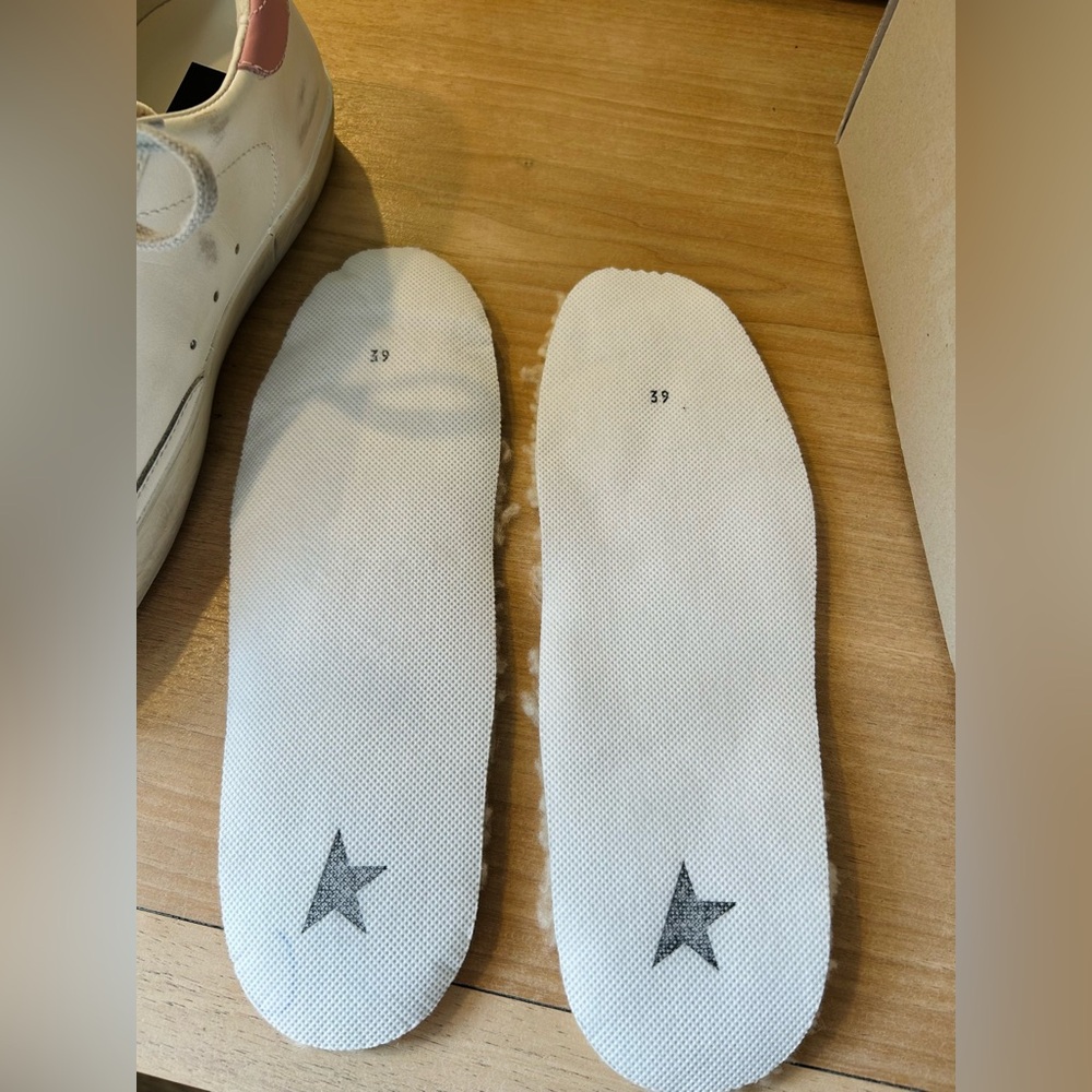 Golden Goose SUPER STAR Rare ❤️White Sneakers with Pink Accents and Beige Star - Picture 13 of 15